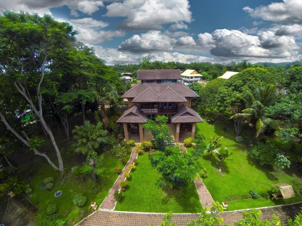 Tao Garden Health Spa & Resort Chiang Mai Exterior photo